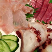 おつくりは鮮度の良さが光ります