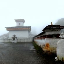 霧の中のドチュラ峠