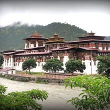 素晴らしい景観のプナカゾン