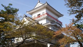 紅葉の久保田城