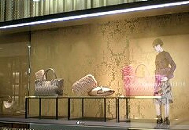 Miu Miu 近鉄あべのハルカス店 クチコミ アクセス 営業時間 ミナミ 難波 天王寺 フォートラベル