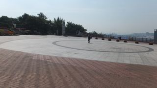 歴史の港、インチョン港を見渡せます