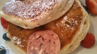 ふわっふわ♡ リコッタチーズ＆ベリーベリーパンケーキ^^