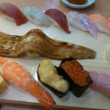 あなご、エビ、うにが特に美味しかった