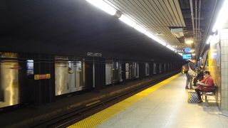 地下鉄 （トロント交通局 TTC）