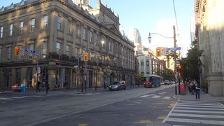 路面電車 (トロント交通局 TTC) 