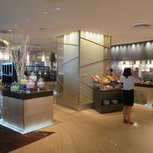 店内は質感・デザイン共に良いです 