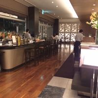 ロビーに併設されたバー