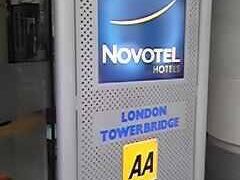 ノボテル ロンドン タワー ブリッジ 写真