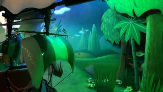 夜の飛行を楽しめます。