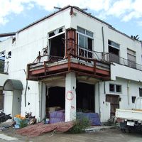 津波の際に宿の上に船が乗り上げた旅館