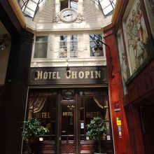 パリの隠れ家みたいなこのプチホテルがとても気に入りました