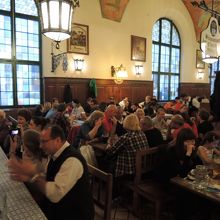 １階のビアガーデン