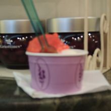 カップかコーンか選べるので、カップにしました