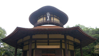 芭蕉の旅装を模した建物だそうです