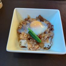 牛丼もおいしそう！