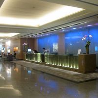 ７階のメインロビーにレセプションカウンターがあります
