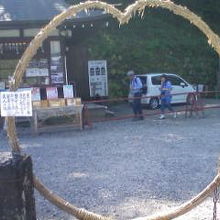 ハート型の茅の輪