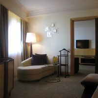 こちらはベッドルームです