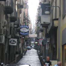 トレド通りから垣間見るスペイン人街