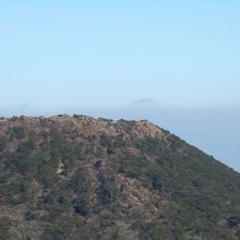 山頂部のクローズアップ。