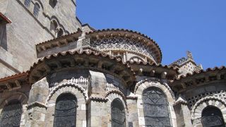 12世紀のロマネスク様式聖堂