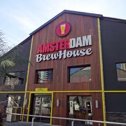 トロントのマイクロブリュワリーのレストラン　＠Amsterdam BrewHouse