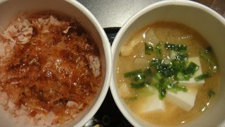 にんべんらしいメニューがあります