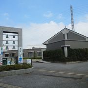 無料ながら充実した展示　図書コーナーあり