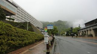 丸尾温泉が中心です。交通便利。栄えている温泉です。