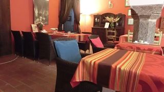 ゴシックカフェ & レストラン