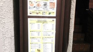 お手頃値段のタイ料理