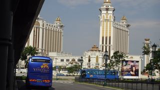 無料シャトルバス