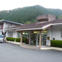 波賀温泉　波賀不動滝公園　楓香荘 写真