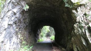 第2トンネル・・・手彫り感がいいですね