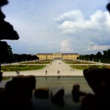 泉の裏にまわればこんな景色が臨めます