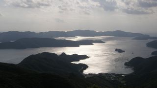 加計呂麻島など見える展望台