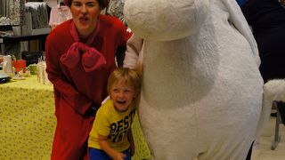 フィンランドを代表する百貨店。ムーミンフェア＆ショー開催！