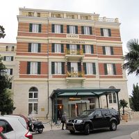 落ち着いたホテルです。