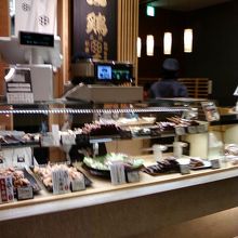 おいしい鶏を食べれます。