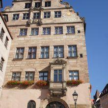 カイザーブルクに登る途中の、ちょっと出っ張った建物です