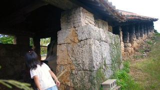 国際通りの土産物屋さんより安く買えます