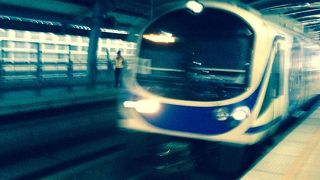 バンコク市内へ安く移動する手段