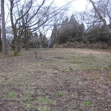 城跡の本丸（？）付近は広々としていました