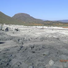 火山灰と紅葉のコントラストが最高！