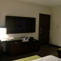 液晶テレビは壁掛けですっきり