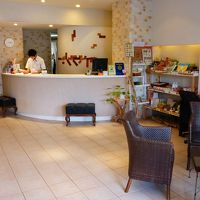 ロビーとフロントはコンパクトです。