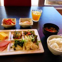 私の取って来た朝食です。