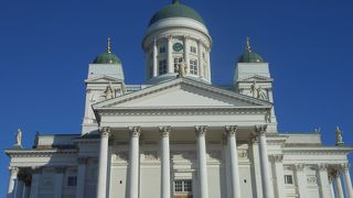 青空に白がよく映える