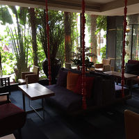 ロビーに隣接しているカフェです。